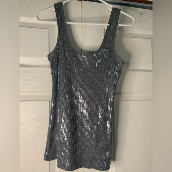 Express Tops - Express Women’s Grey Bling Tank, Small.